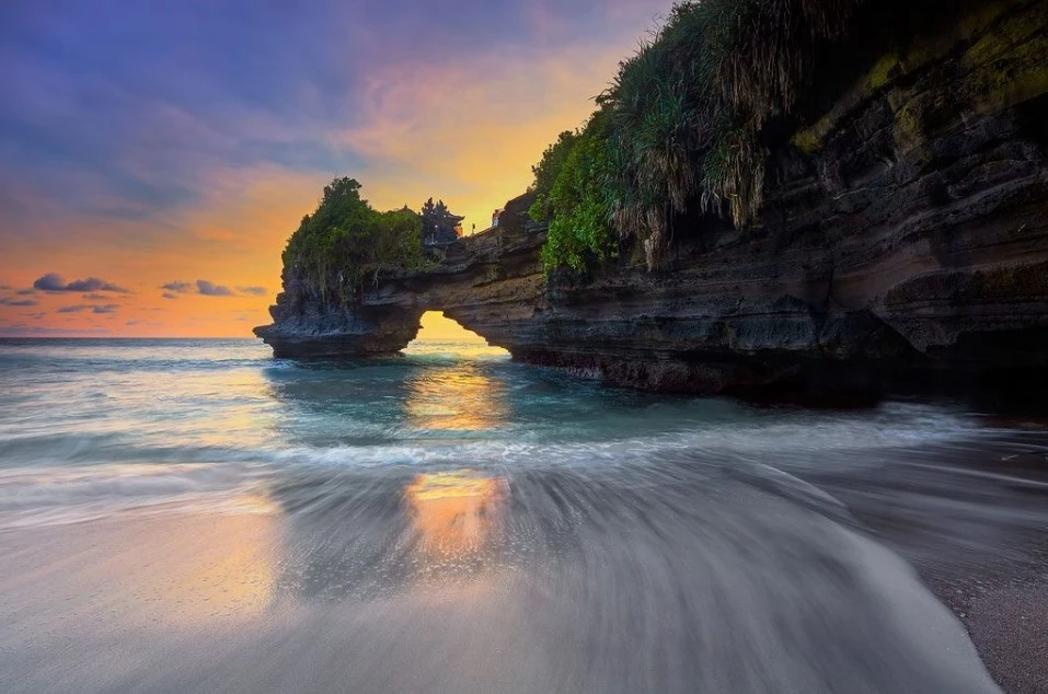 Batu Bolong Bali